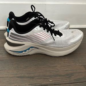 saucony endorphin shift 3